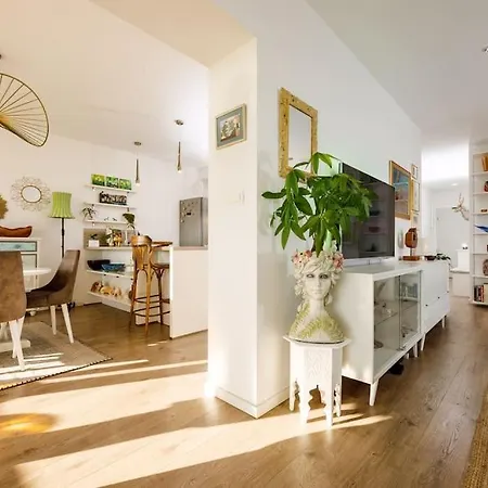 Sunset Oasis “velly” 1br W/ Sea View & Parking Apartamento Split