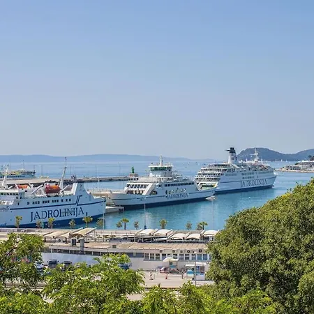 Sunset Oasis “velly” 1br W/ Sea View & Parking *