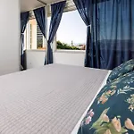 Sunset Oasis “velly” 1br W/ Sea View & Parking Apartamento *