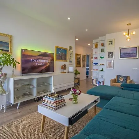 Apartmán Sunset Oasis “velly” 1br W/ Sea View & Parking Split