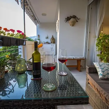 Lägenhet Sunset Oasis “velly” 1br W/ Sea View & Parking Split